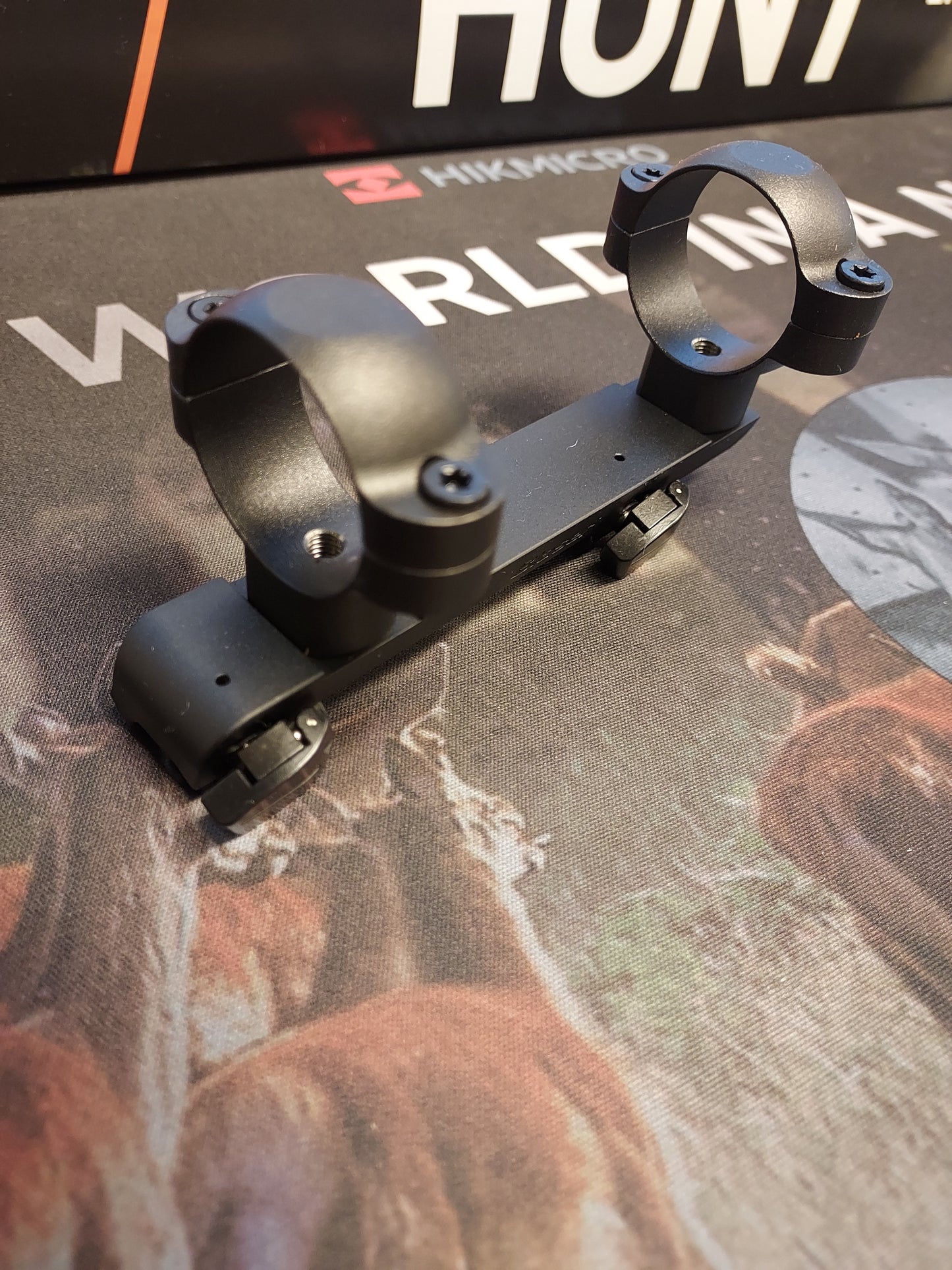 Blaser montasje inkl 30mm Leupold ringer