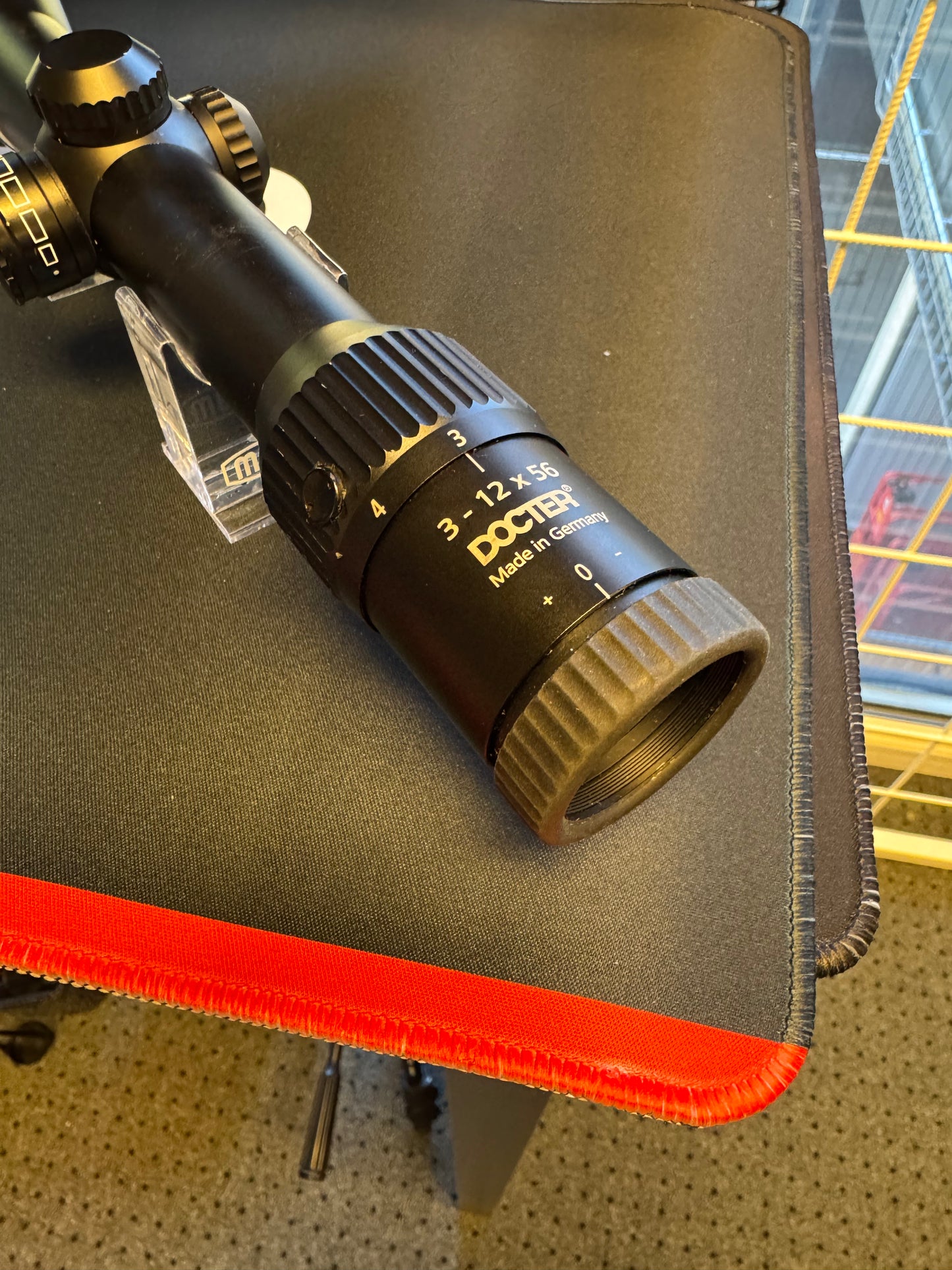 Docter 3-12x56 med opplyst reikkel
