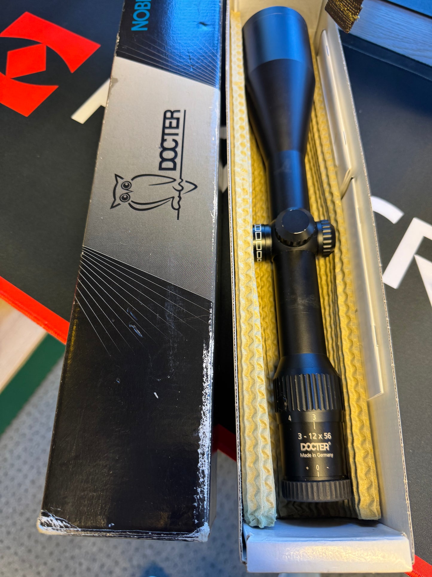 Docter 3-12x56 med opplyst reikkel