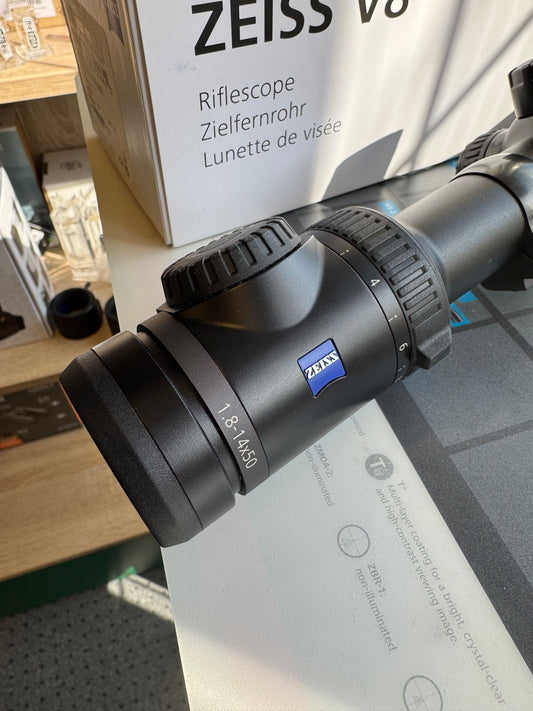 Zeiss V8 1,8-14x50 inkl Henneberger Blaser montasje, Brukt!