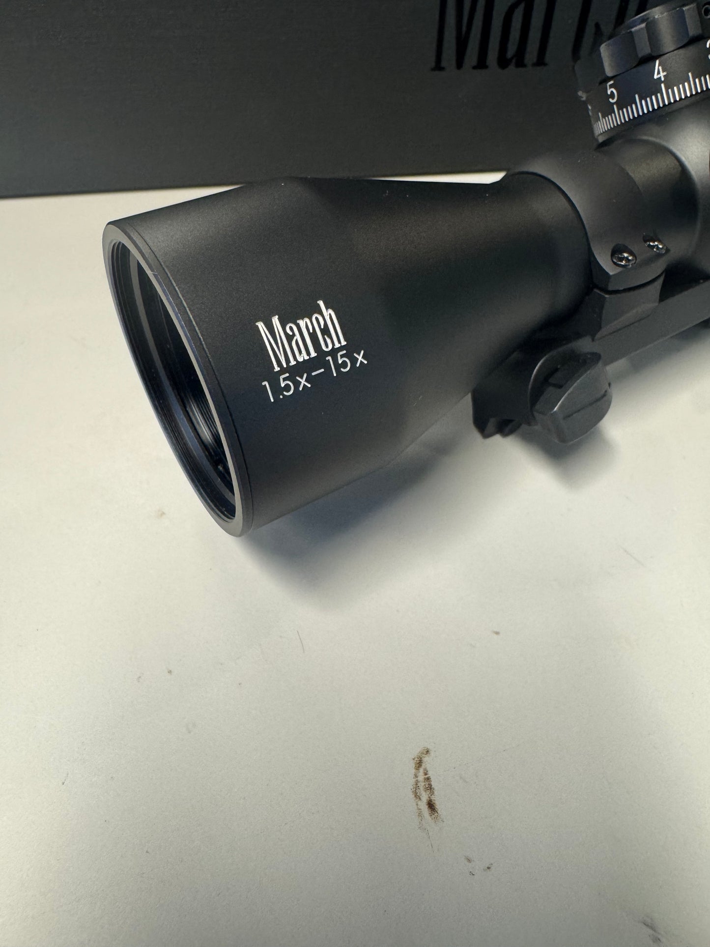 March FX 1,5-15x42 inkl Blaser mont