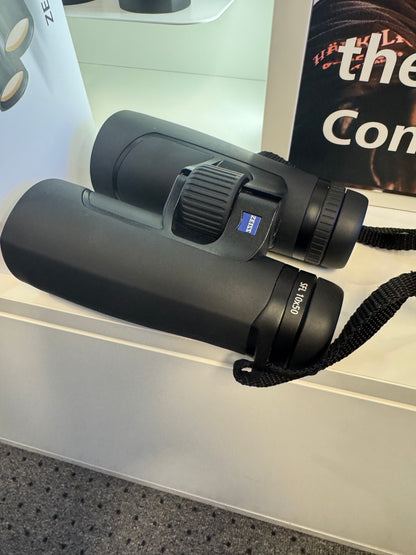 Zeiss Victory SFL 10x50