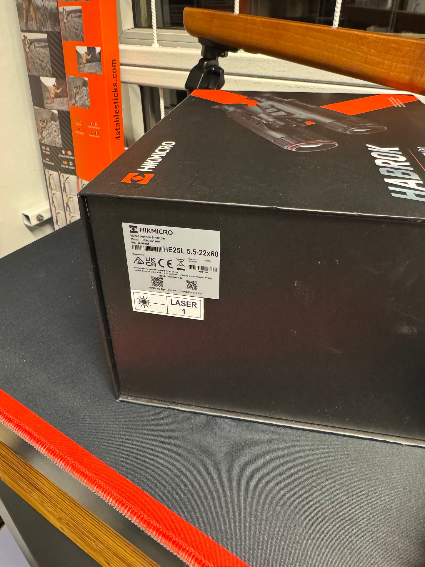 Hikmicro Habrok 4K termisk bino HE25L