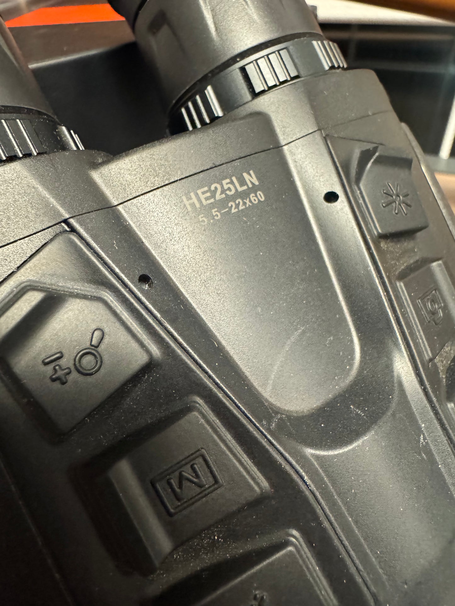 Hikmicro Habrok 4K termisk bino HE25LN