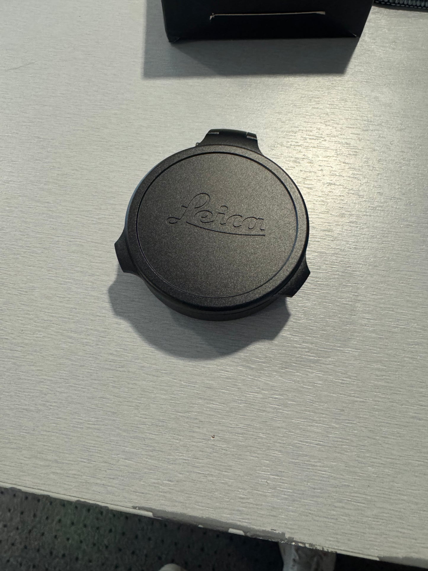 Leica Flip Cap 56mm, Objective