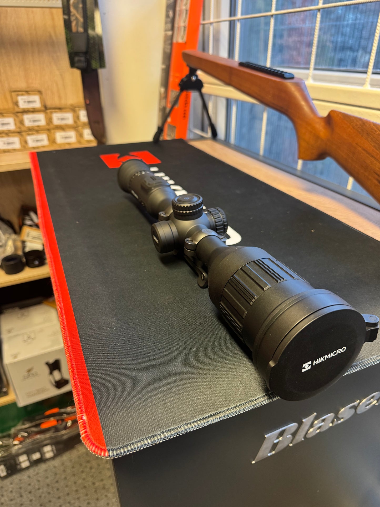 Hikmicro Stellar SX60LS 3.0 inkl Blaser montasje