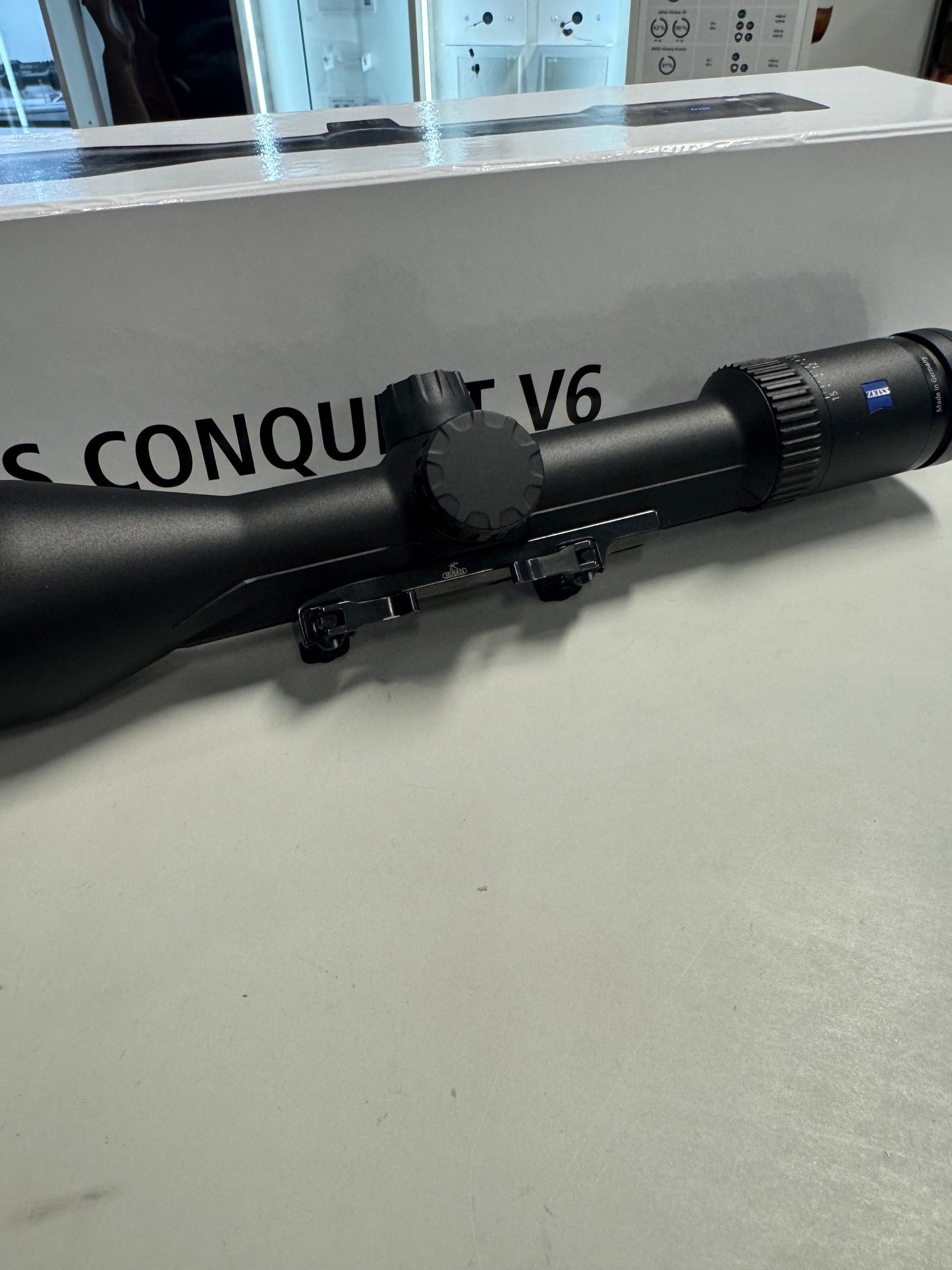 Zeiss V6 2,5-15x56 M inkl Rusan QR montasje til Blaser