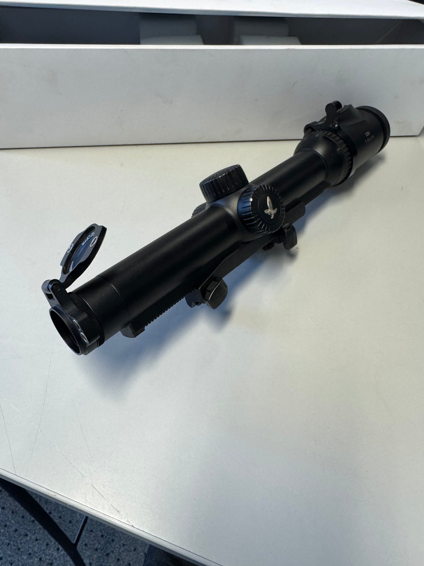 Swarovski Z8i 1-8x24 inkl Blaser montasje