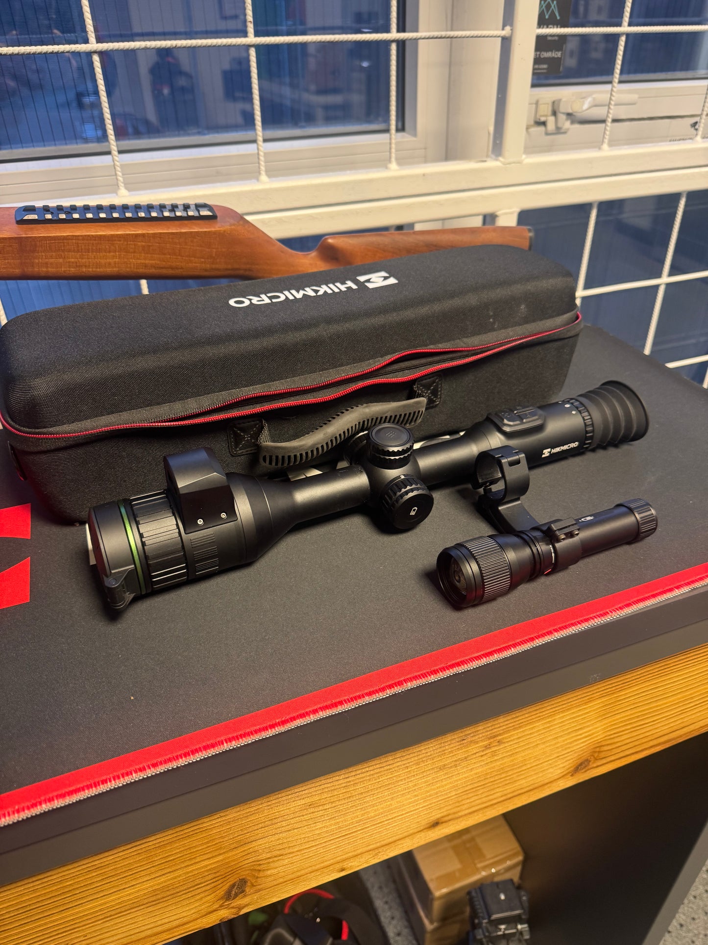 Hikmicro Alpex 4K A50EL inkl IR og feste