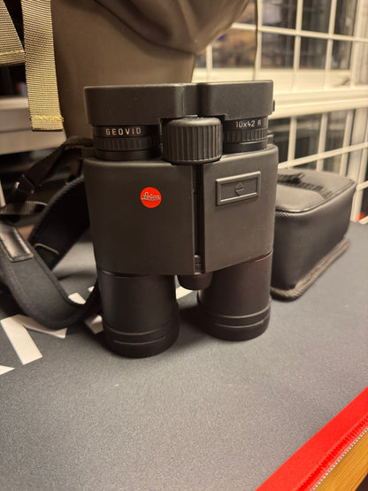 Leica Geovid 10x42R