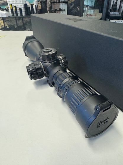 March FX 1,5-15x42 inkl Blaser mont